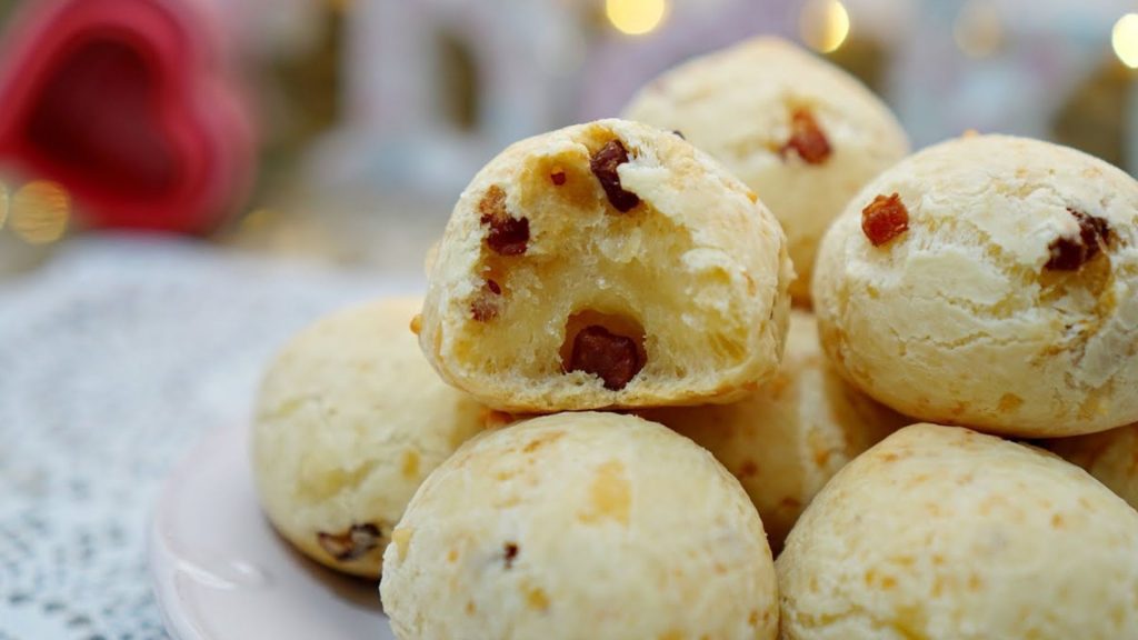 Receita de pão de queijo com bacon: experimente 